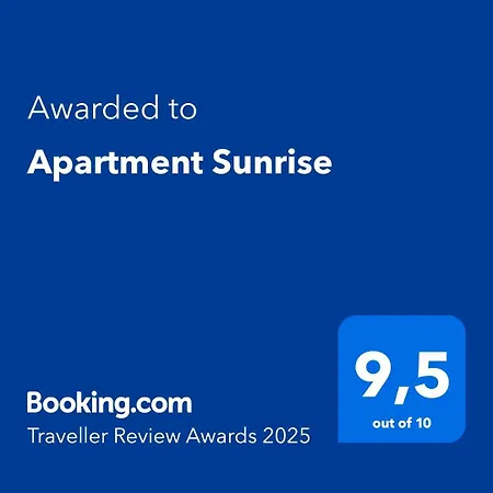 Sunrise Apartment *