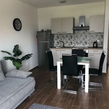 Sunrise Apartment