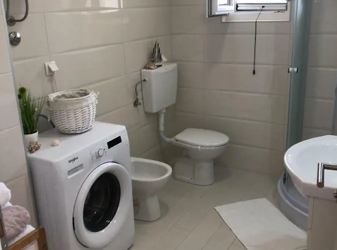 Sunrise 아파트 빈예라크